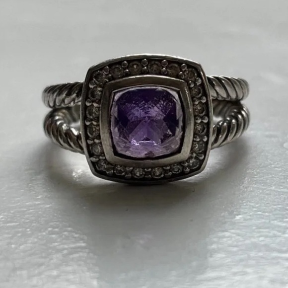 David Yurman Petite Albion Amethyst Ring - Picture 4 of 4